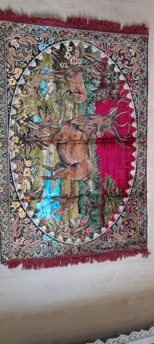 Carpeta ,cerbi-peisaj pitoresc,