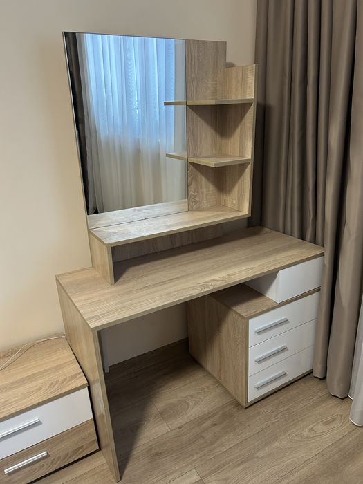 Тоалетка , дъб сонома + бял гланц