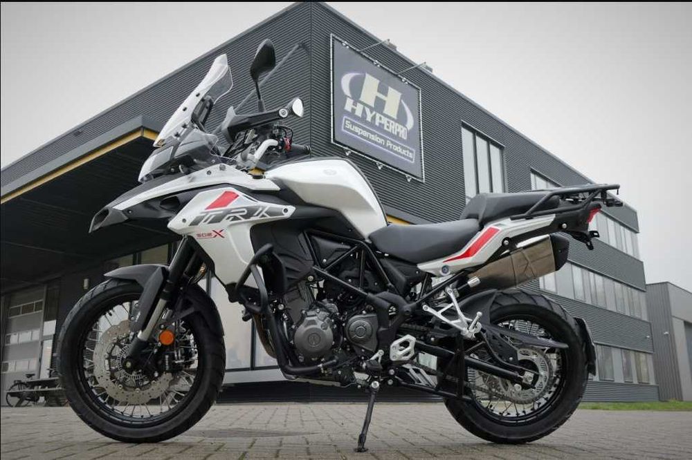 Arcuri Progresive - HYPERPRO BENNELI TRK 502X kit complet fata-spate