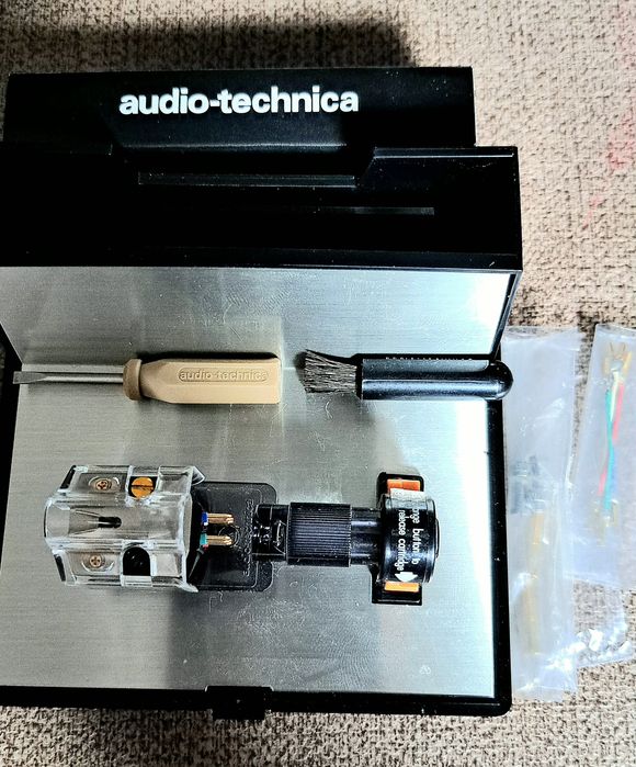Audio-Technica AT33PTG//ll  MC картридж