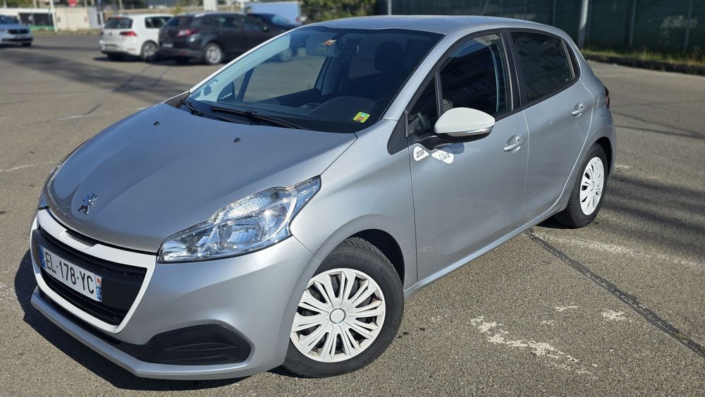 Peugeot 206 ,1.2 benzina,  2017,3900 eur neg