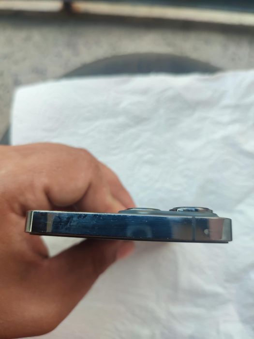 Бартер !Apple iPhone 13 Pro, + гаранция (1 година)Graphite, 128 GB