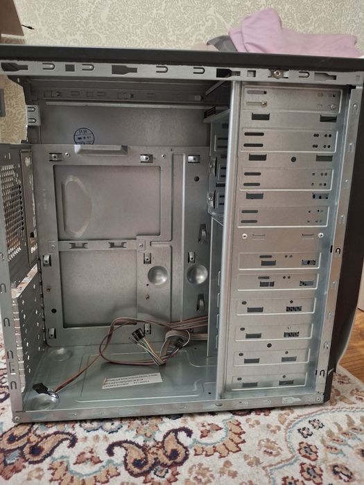 Срочно продам хороший корпус