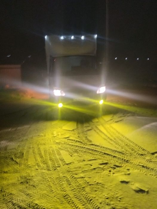 Грузоперевозки...