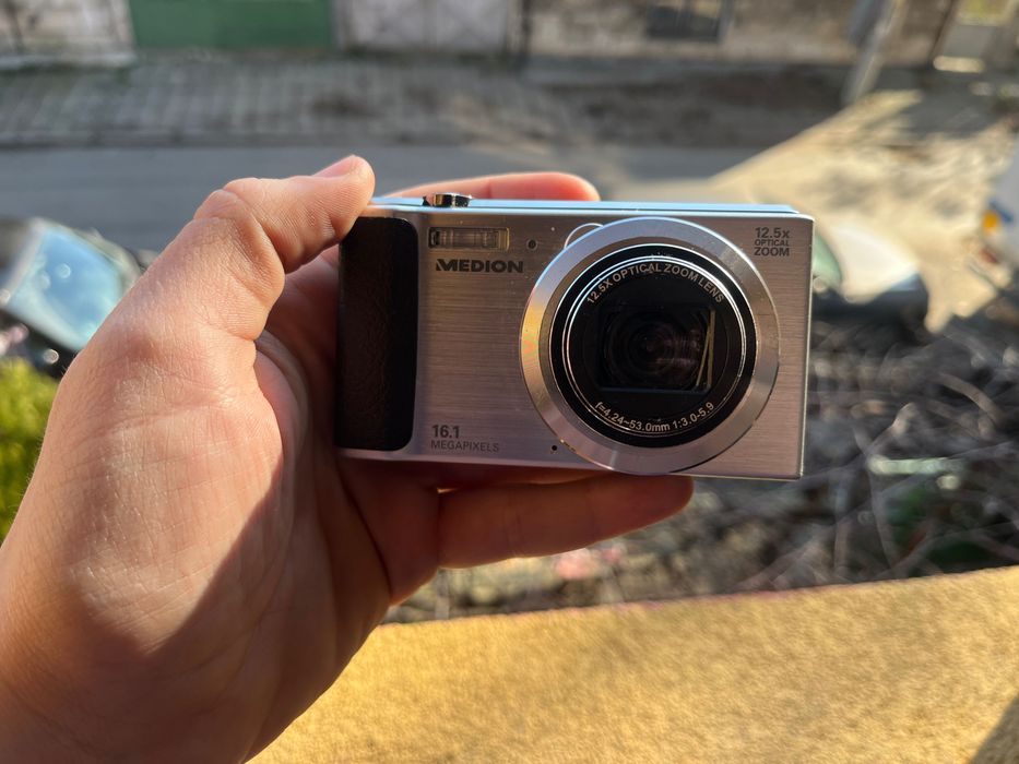 Medion 16.1 megapixels md86732 цифров фотоапарат