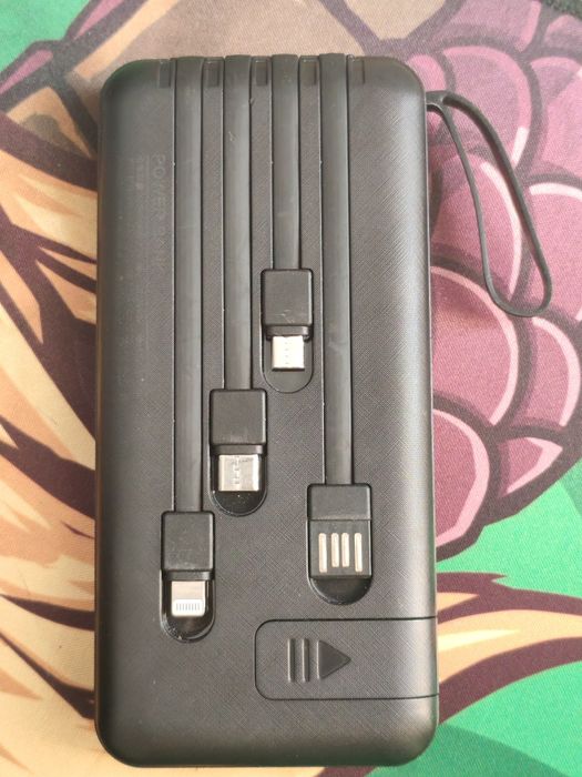 Подаётся повер банк