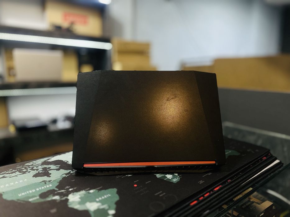 Мощный игравой ноутбук Acer Nitro