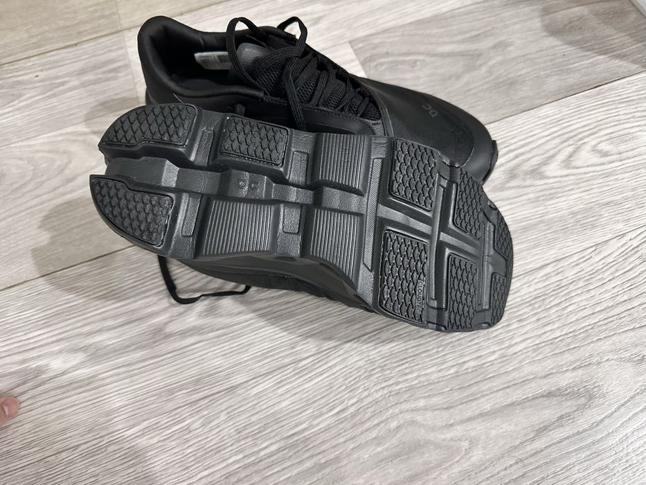 Кроссовки on cloud