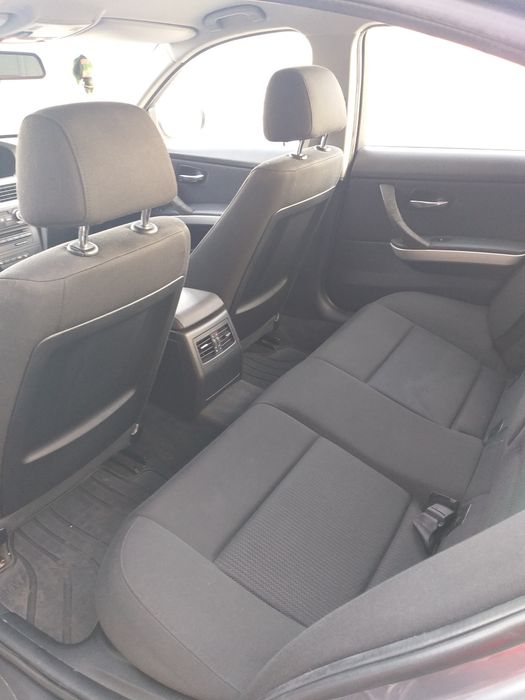 Vând BMW 320d Facelift