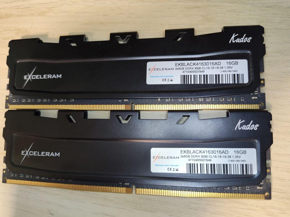 RAM DDR4 2X8 GB (16gb) 3000Mhz CL16