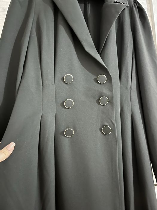 Черный платье