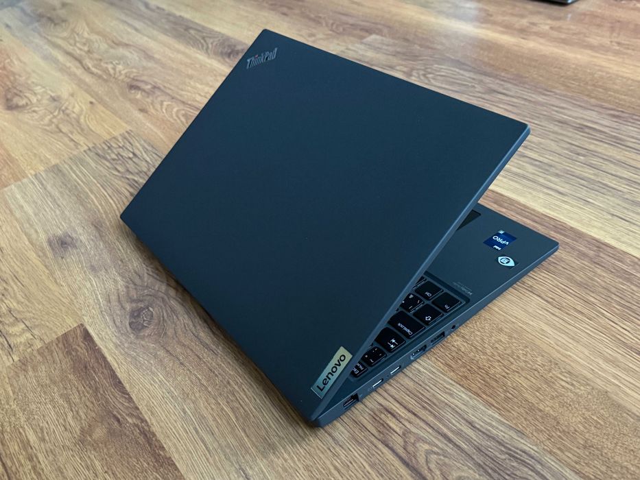 16' TOUCH Full HD+ Core i7-1280p Lenovo ThinkPad P16s 32GB DDR4/1000GB NVMe/Nvidia T550/Бат 6ч
