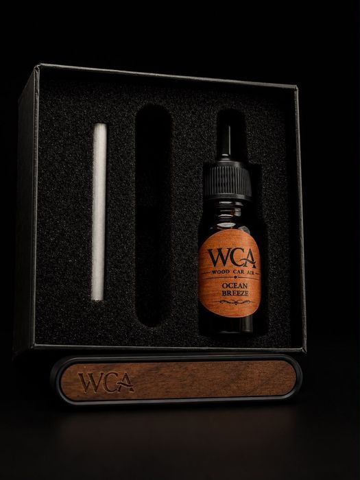 WCA Wood Car Air – Odorizant Auto Premium din Lemn | Reîncărcabil | 4 Arome La Alegere