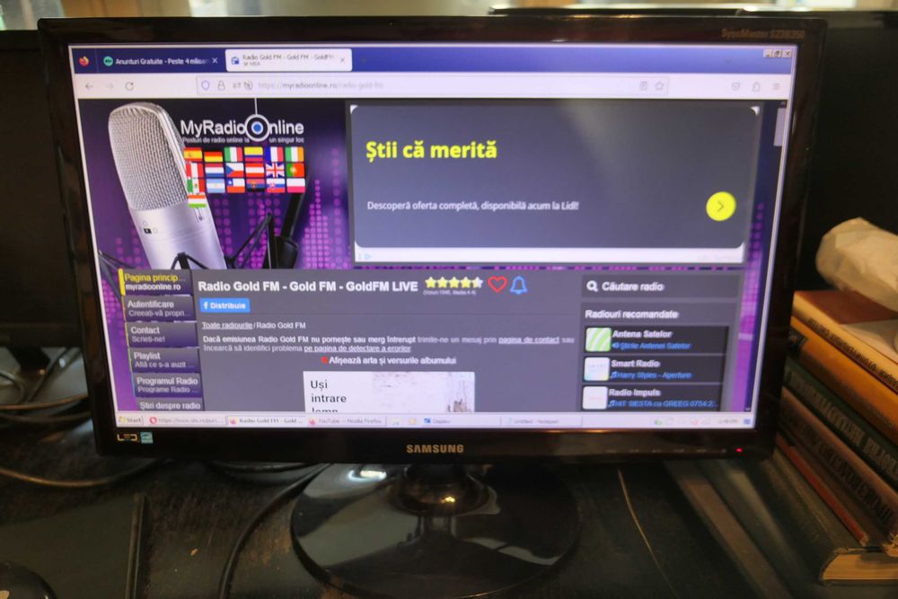 Monitor LED LCD 24" Asus Acer G245HQ Philips 221EL 23" Samsung S23B350 TN LG Flatron W2246S Lenovo T2224r 21.5" Full HD VGA LI2215S AOC Benq F2220HD