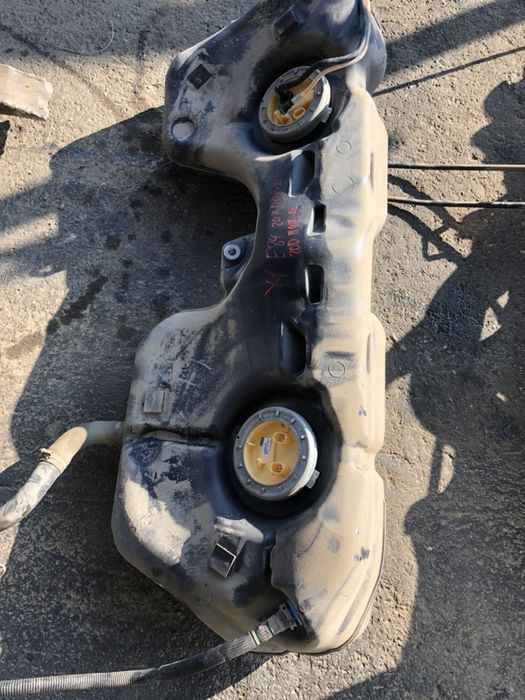 Rezervor bmw x1 e84 pompa motorina combustibil litrometru e90 e91 e93