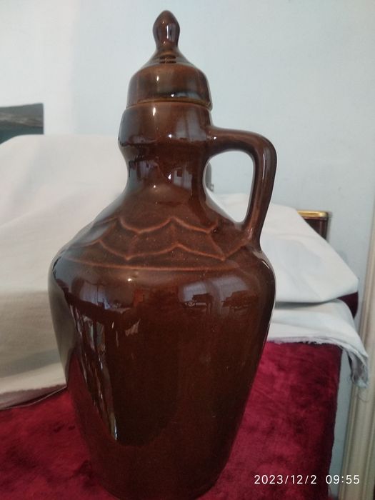 Антикварные кувшины.Керамика очень лёгкая как фарфор