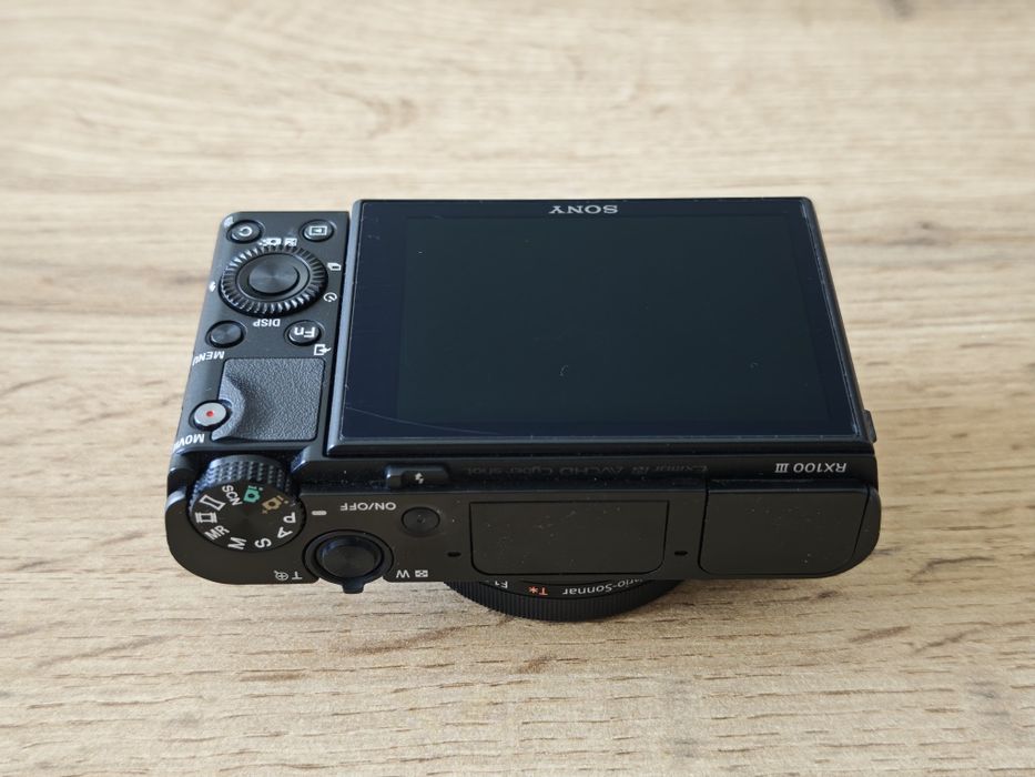 Sony RX100 Mark III (Комплект)