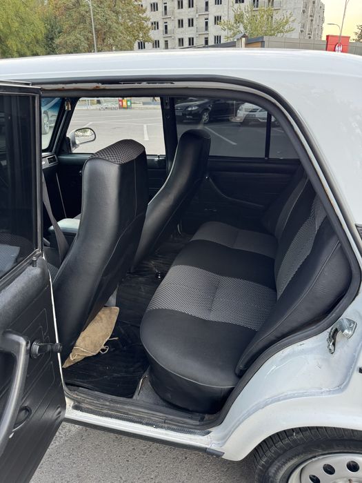 Жигули 2106 в отличном состоянии