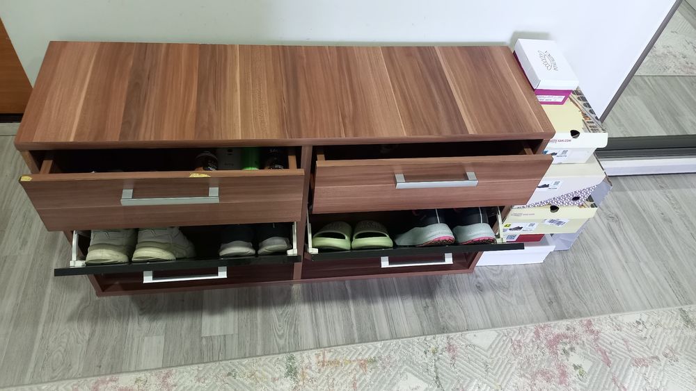 Обувница (шкафчик для обуви)