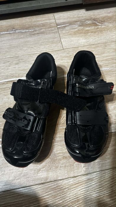 Shimano обувки шпайкове и педали