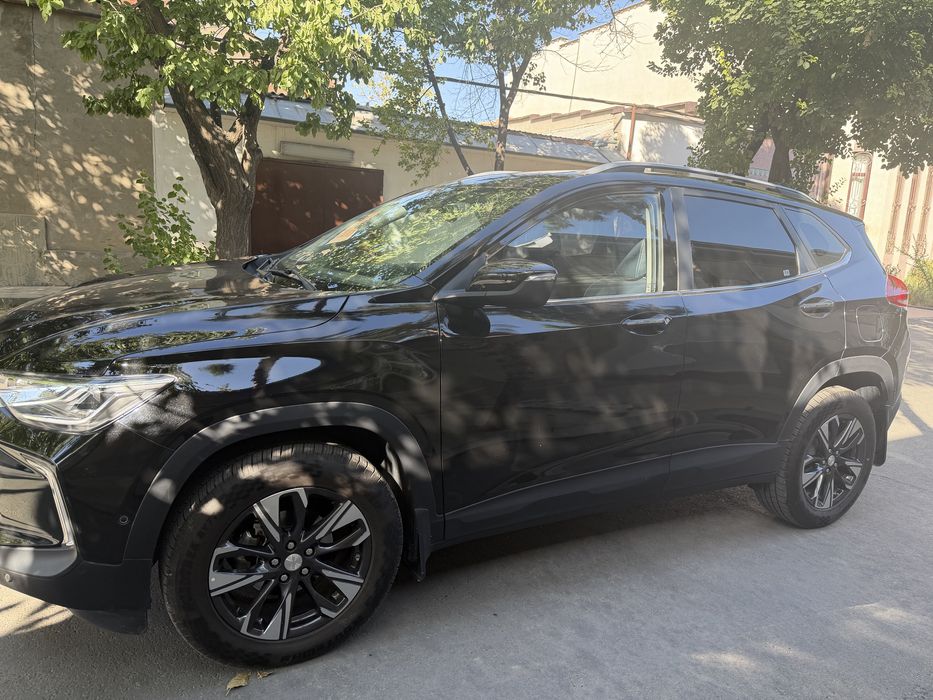 Tracker 2 premer