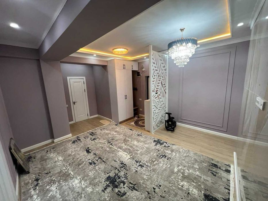 Сдаётся квартира на Юнусабад...