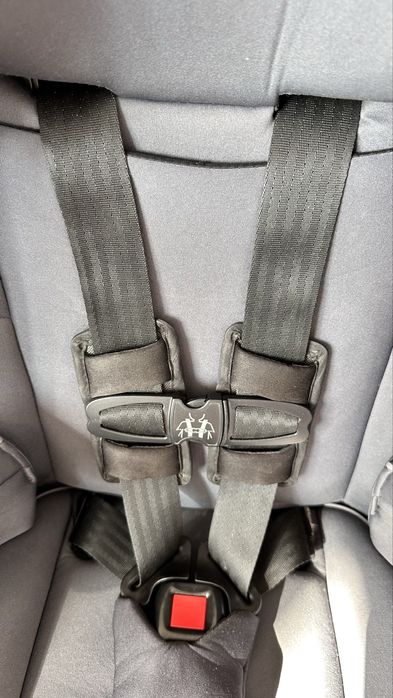 Столче за кола Chicco MyFit – група 2/3 (15–36 кг)