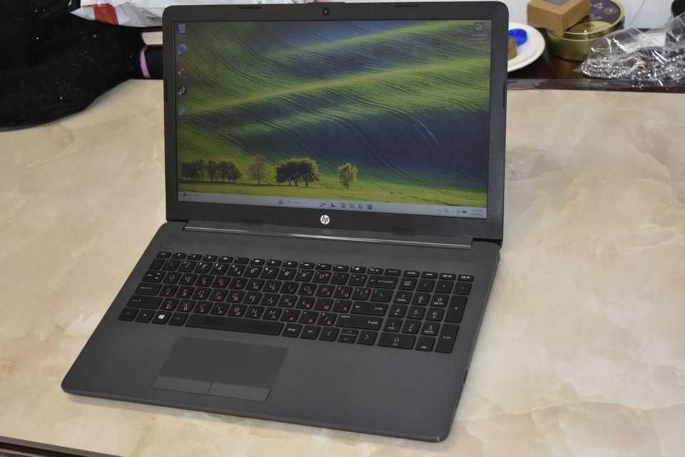 156, inch Laptop HP AMD Ryzen 5 3500U AMD Radeon Vega 8 4GB