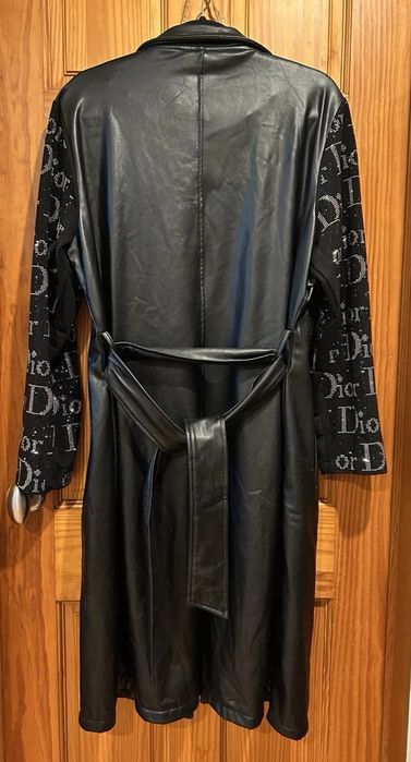 Продам тренч-плащ новый