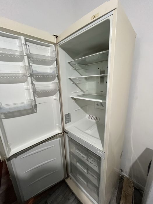 Продается холодильник