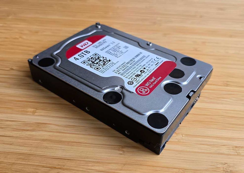Твърд диск 3,5" Western Digital 4TB RED