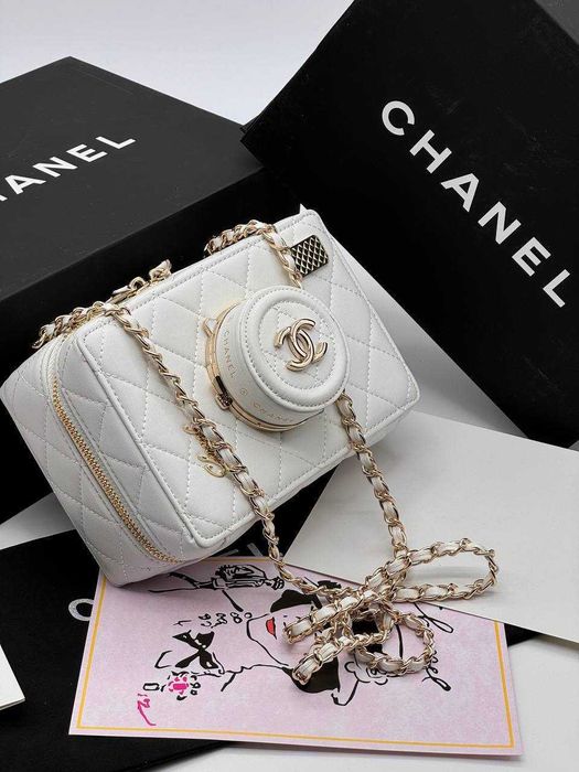 Дамска чанта луксозна