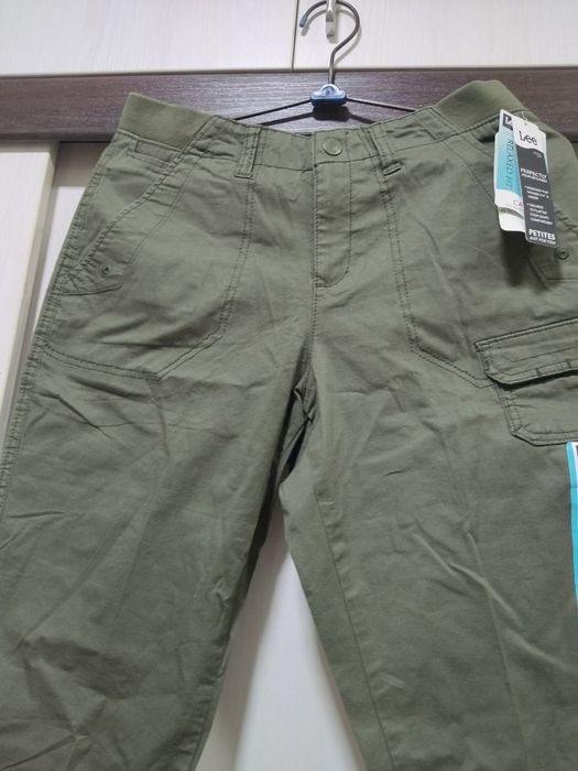 К а п р и      Lee