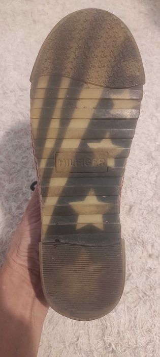 Обувки тип еспадрили Tommy Hilfiger номер 38 цена 45 лв..