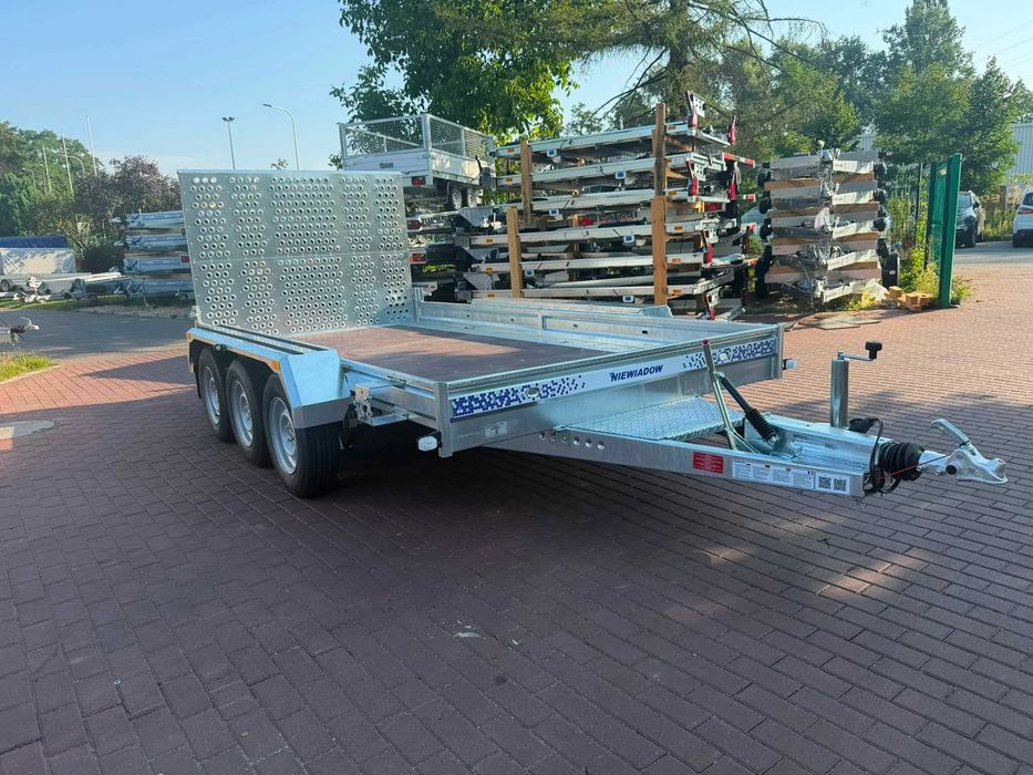 Remorca noua marca Niewiadow transport utilaje L406 / 3 axe / 3500 kg