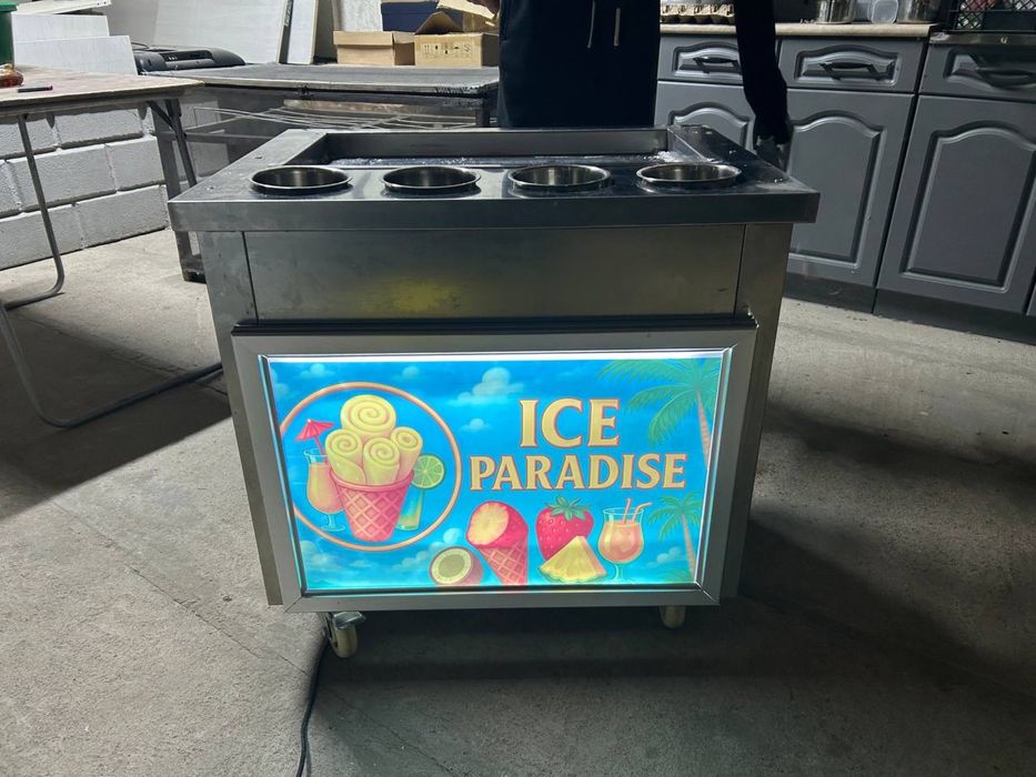 аппарат для жаренного  мороженого + 2 коробки стаканов и ложки