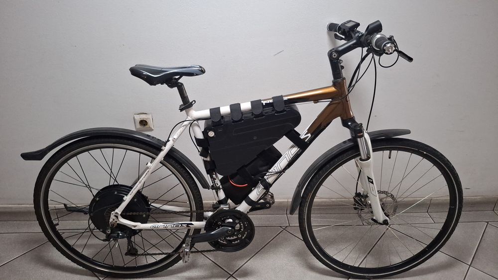 Bicicleta electrica 70 km oră