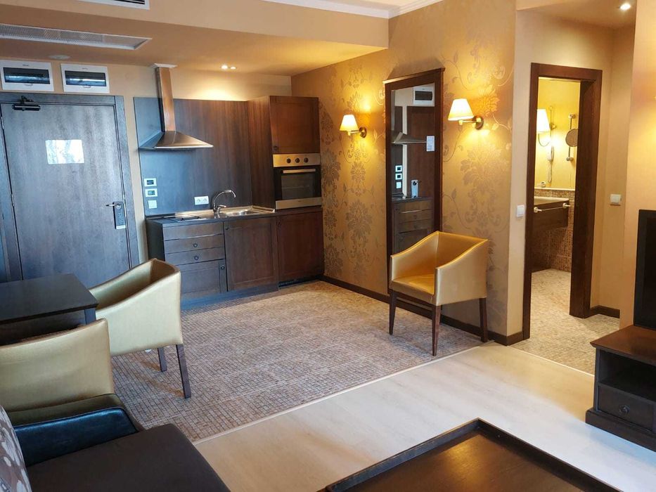 Дава се под наем Двустаен апартамент в к.к. Слънчев бряг - 72 кв.м за 110000 € - Снимка #16