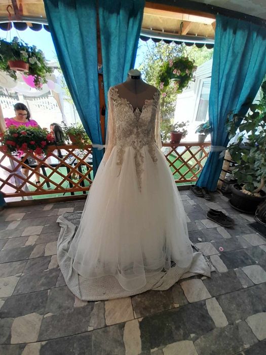 rochie de mireasa