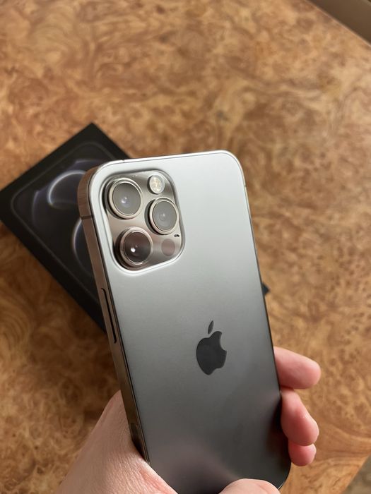 Iphone 12 pro продам