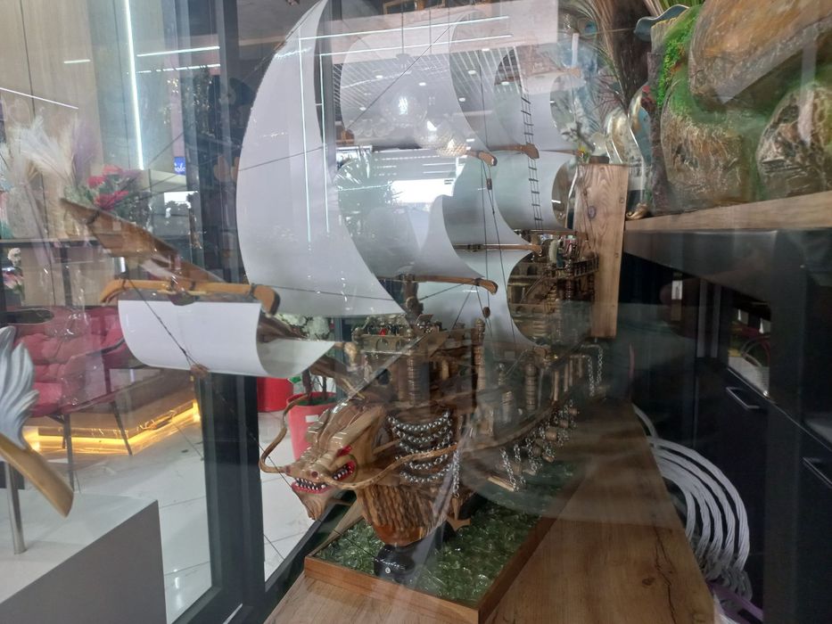 Karabl kema suvinir yong'oq 70 Li sotiladi