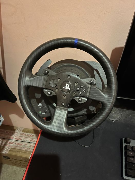 Volan gaming Thrustmaster t300 rs