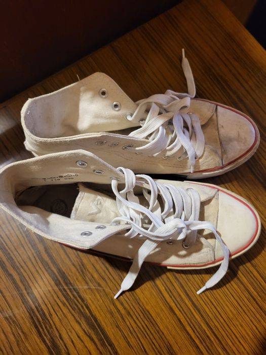 Супер удобни   кецове