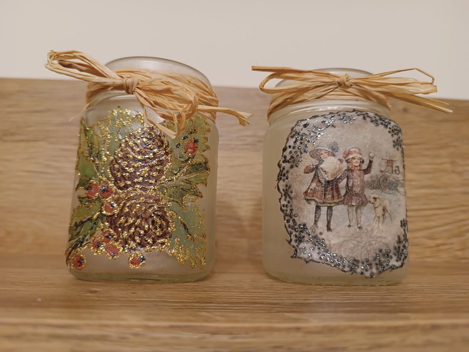 Коледни свещници и коледни бутилки