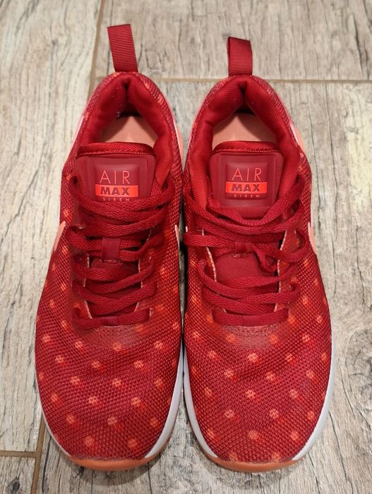 NIKE Дамски маратонки-номер 39