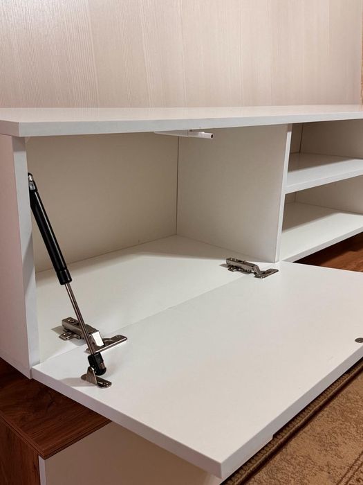 Продам телевизионные тумбы