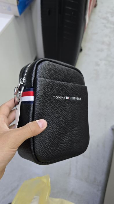 Продам барсетка новая