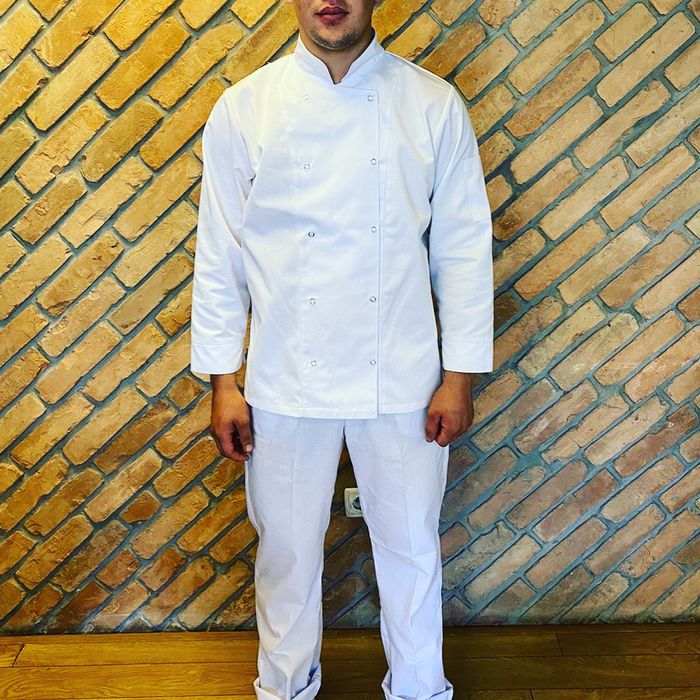 Поварская форма на барахолке Алатау 3 блок, 2 этаж, 5 ряд, 99 бутик