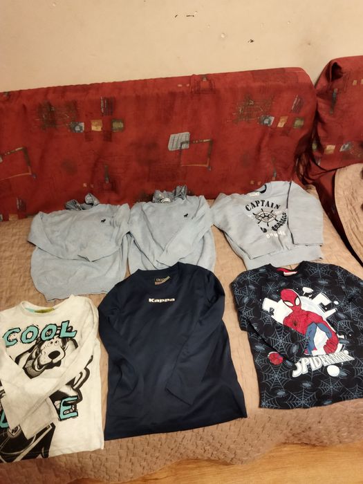 Блузи,слуичъри, дънки и анцуг