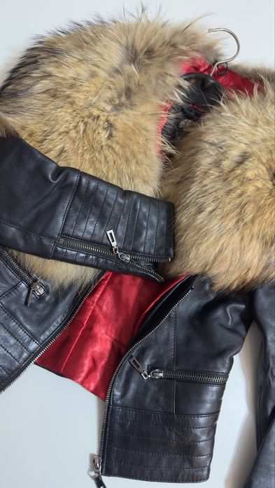 Кожено яке естествена кожа и голяма яка  от естествен косъм